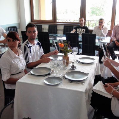 Cursuri calificare gratuite sau cu plata Ospatar (chelner) vanzator in unitati de alimentatie (11)