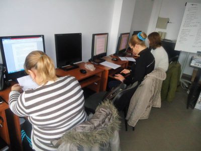 Cursuri calificare gratuite sau cu plata Operator introducere, validare si prelucrare date (1)
