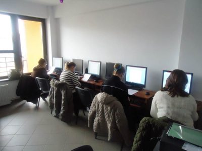 Cursuri calificare gratuite sau cu plata Operator introducere, validare si prelucrare date (20)